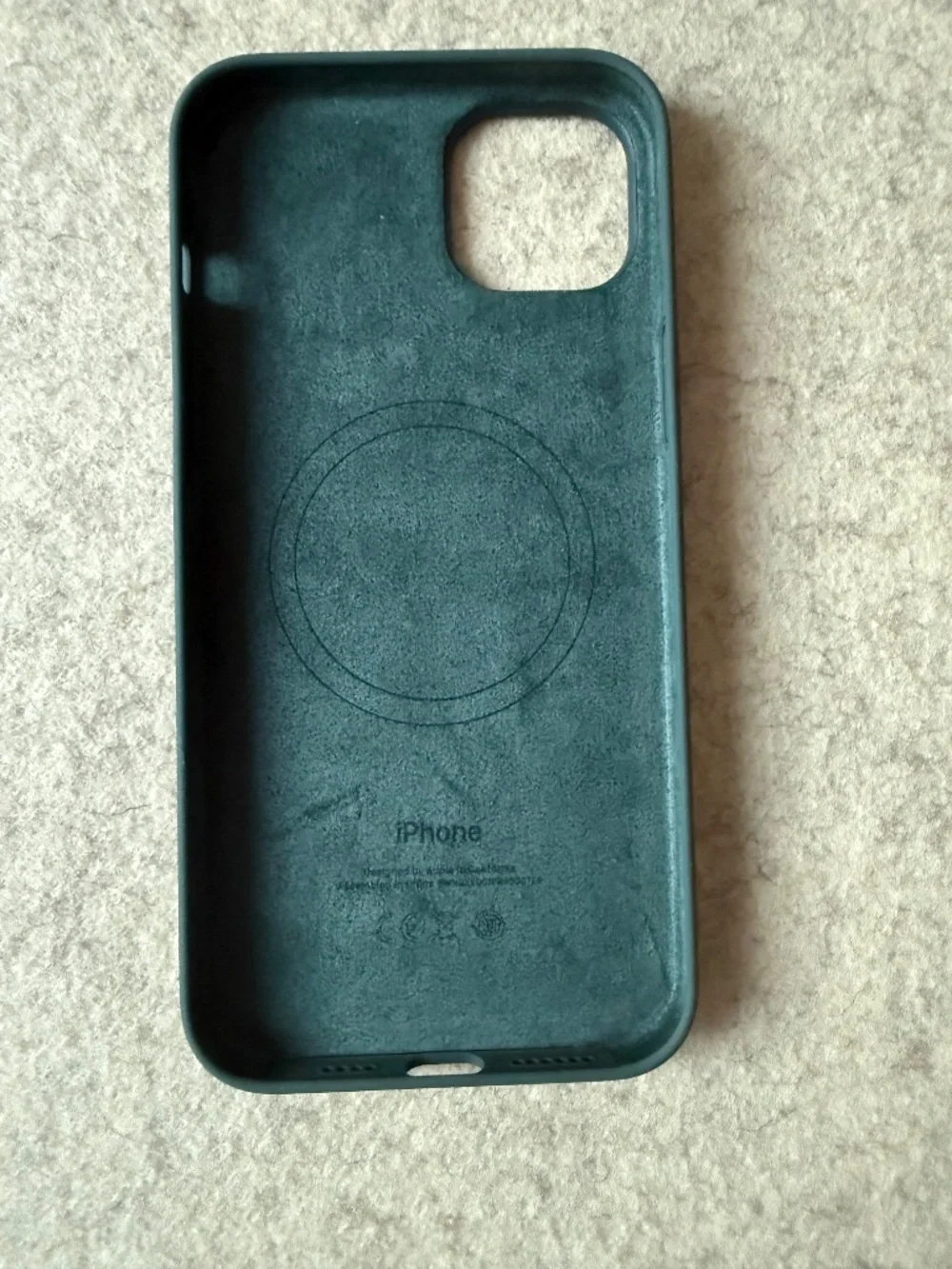NWOT iPhone 14 Plus case in dark green